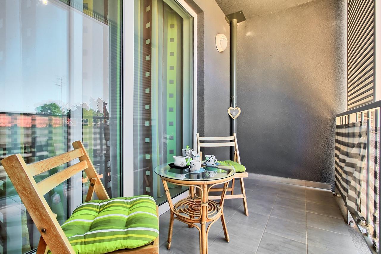 Summertime House With Apartment Umago Exterior foto